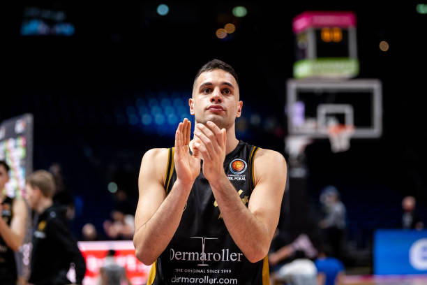 对抗强悍内 对抗强悍内