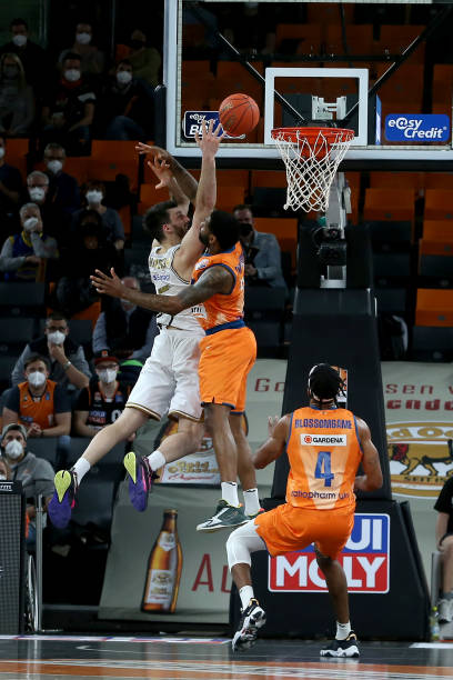 映出当下西 映出当下西